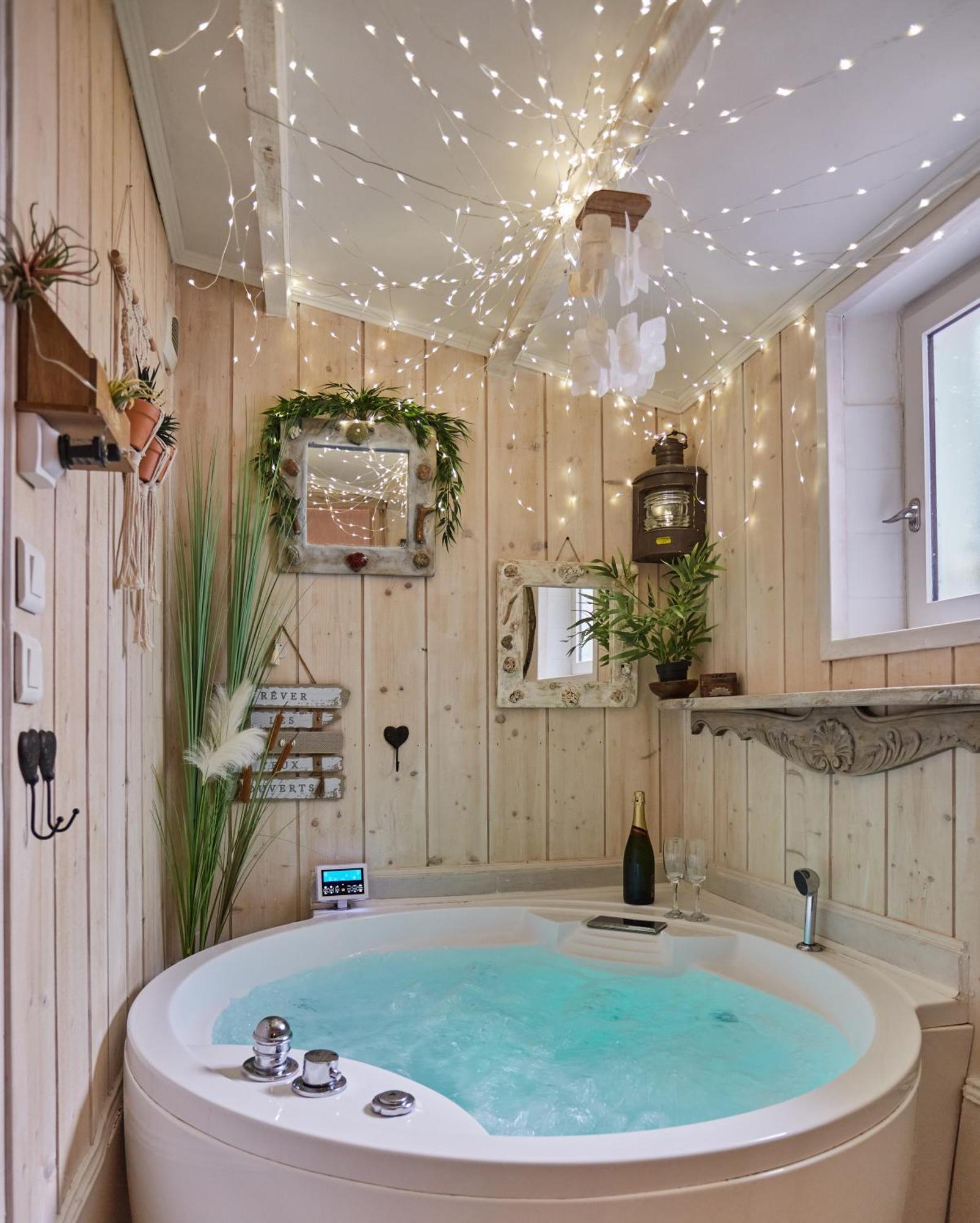 Appart Aix Sauna Jacuzzi Balneo Spa Privatifs Hyper Centre Historique Cour Interieur Aix-en-Provence Dış mekan fotoğraf